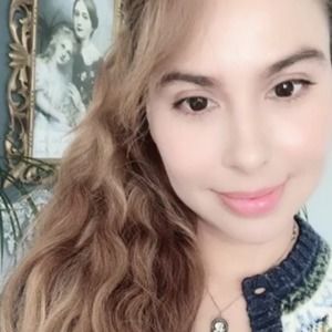 Meet your Posher, Violet